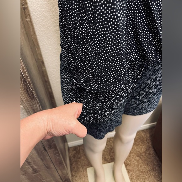 Loft Black White Polka Dot Open Back Romper Sz M Sleeveless Scoop Neck Pockets - Picture 4 of 16